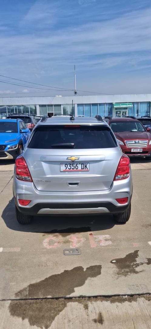 Chevrolet Trax 2022 — photo 2