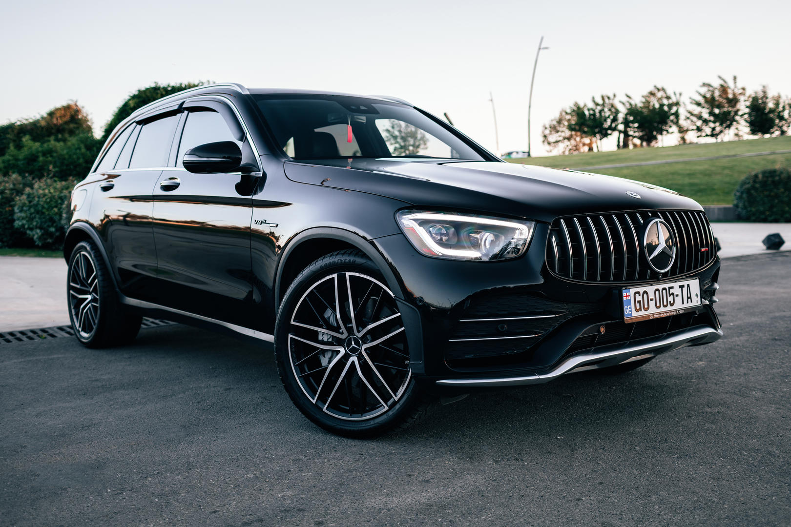 Mercedes-Benz GLC 43 AMG 2022 — photo 2
