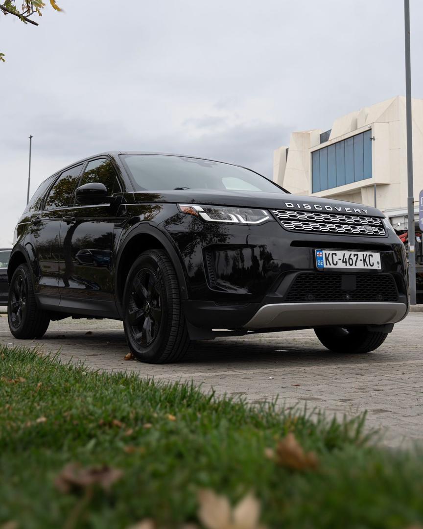 Land Rover Discovery Sport 2021 — photo 2