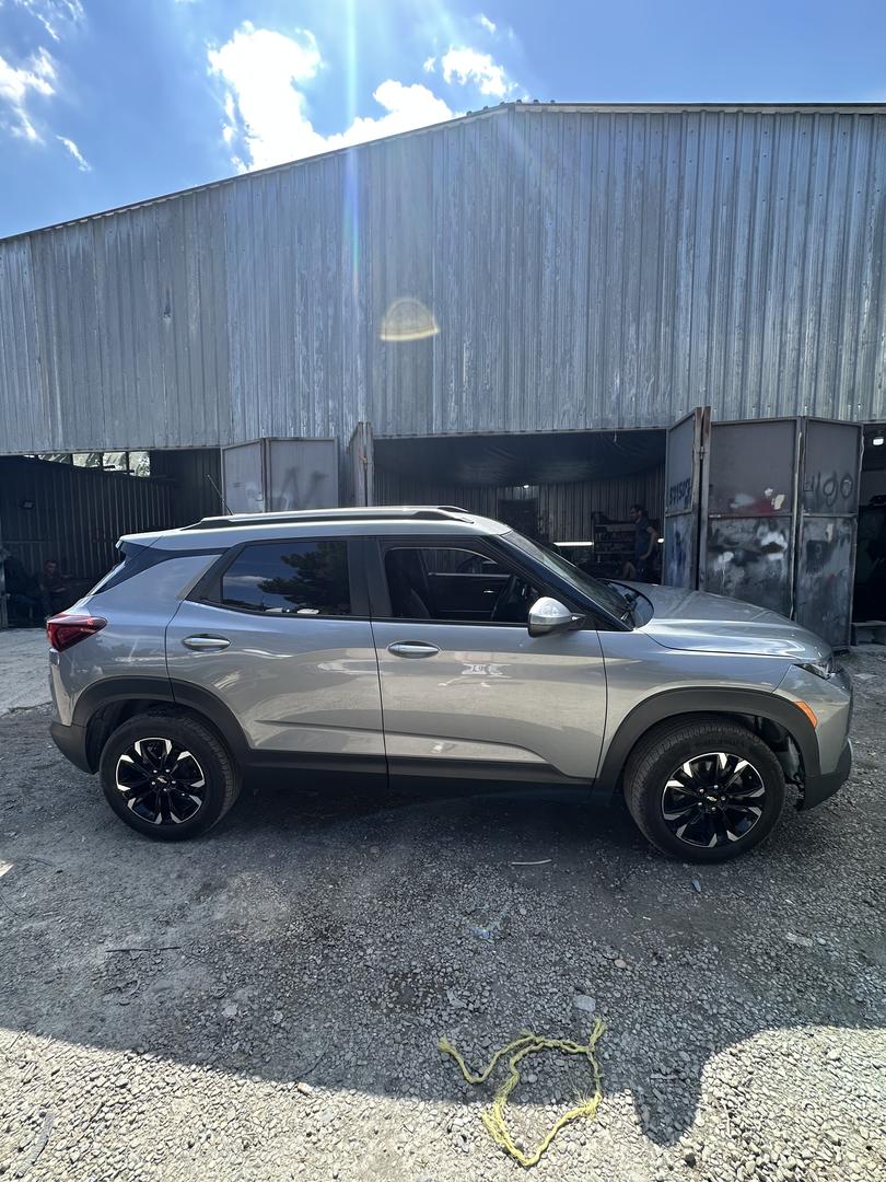 Chevrolet Trailblazer 2023 — photo 2