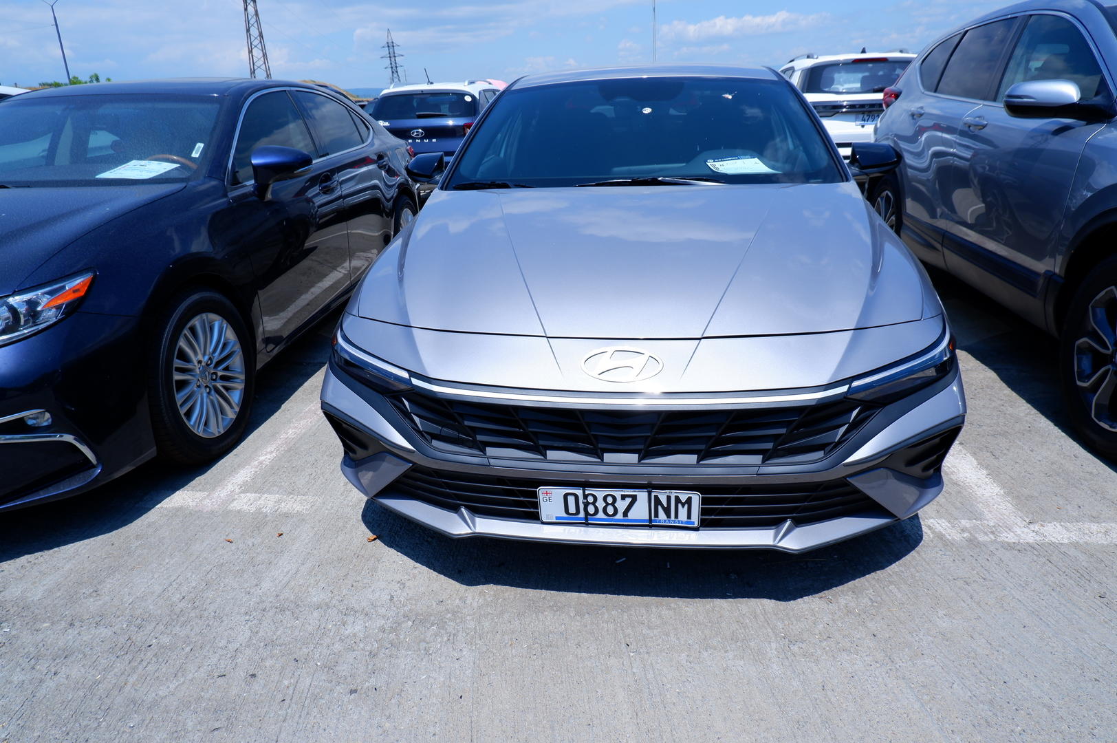 Hyundai Elantra 2025 — photo 2