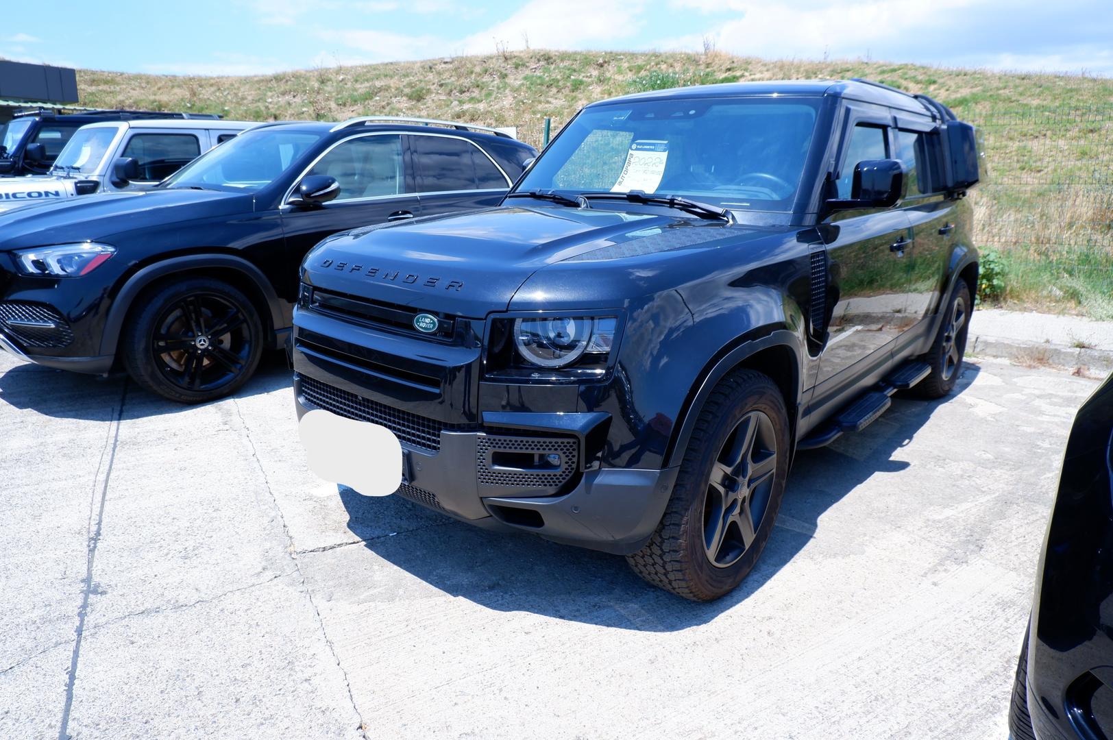 Land Rover Defender