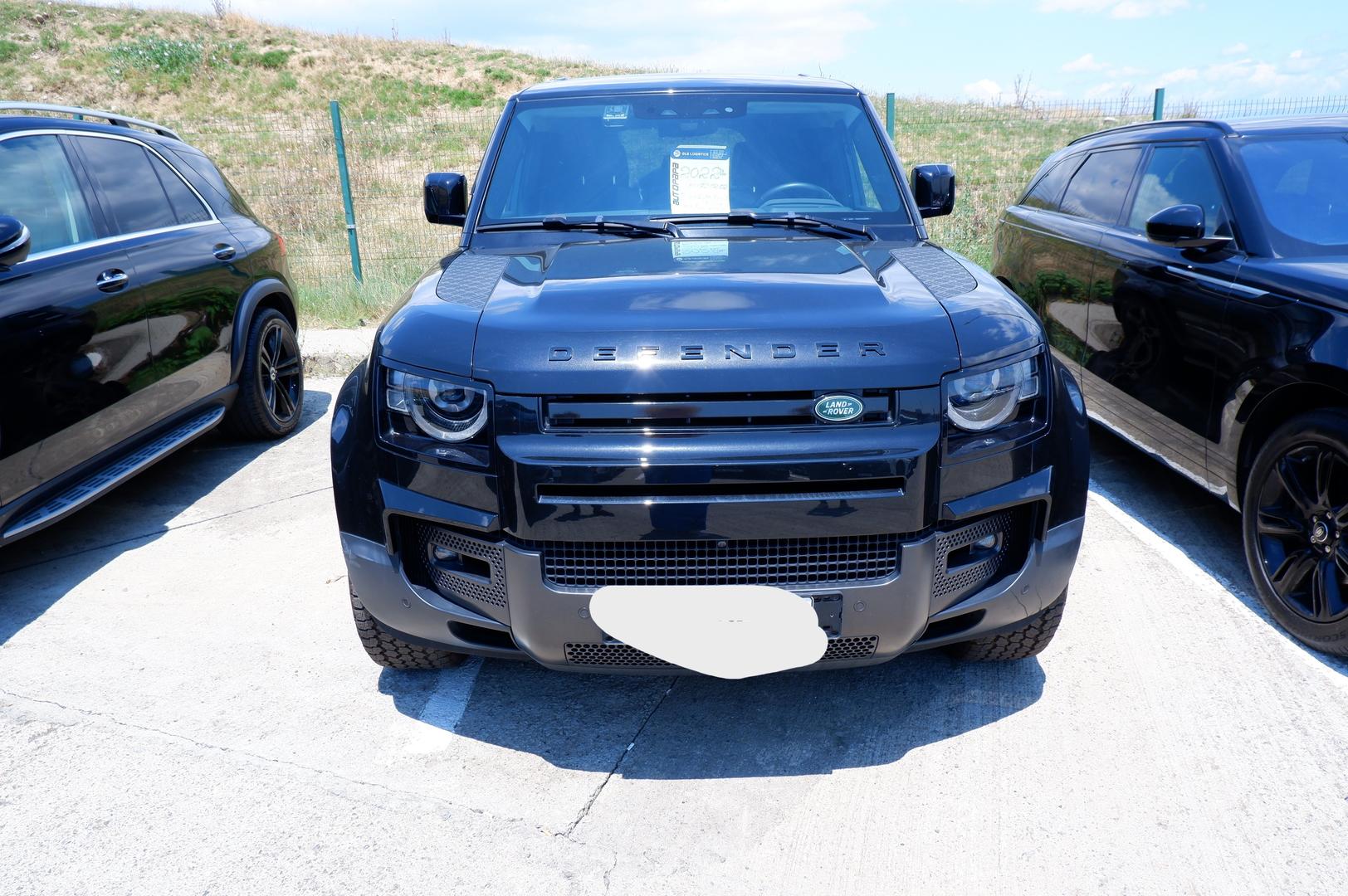 Land Rover Defender 2022 — photo 2