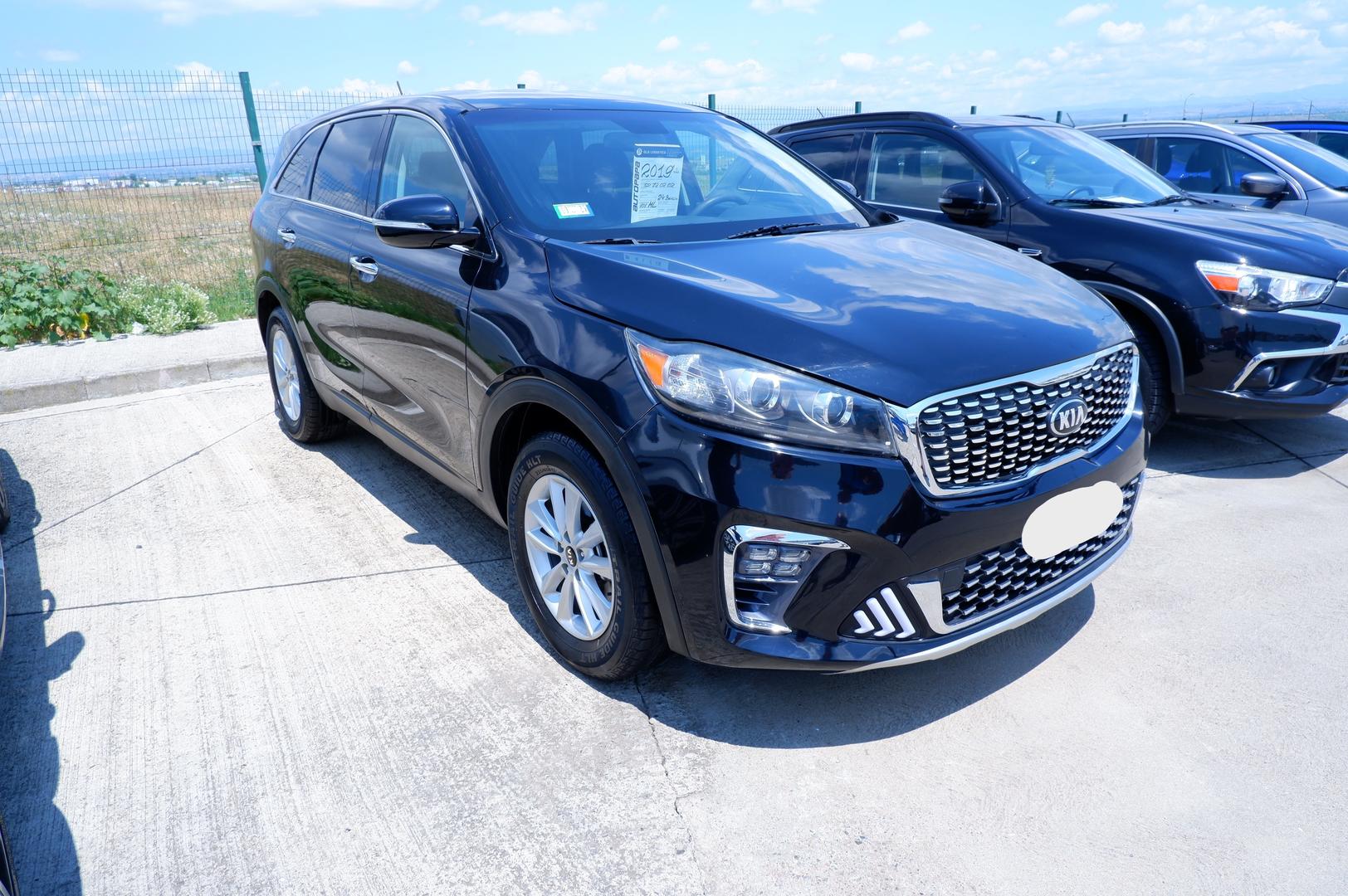 Kia Sorento 2019 — photo 2