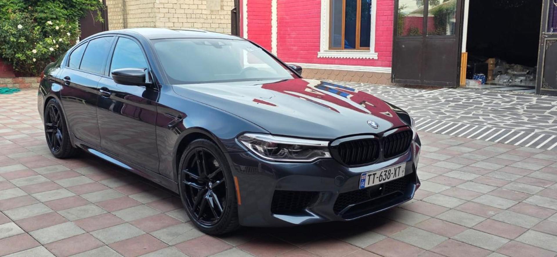 BMW M5