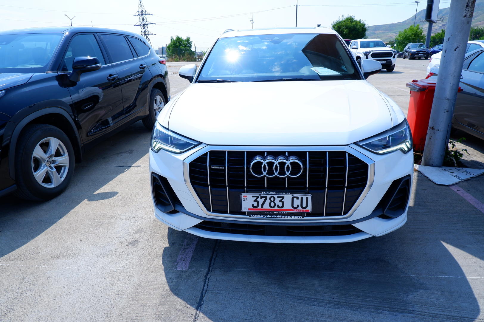 Audi Q3 2023 — photo 2