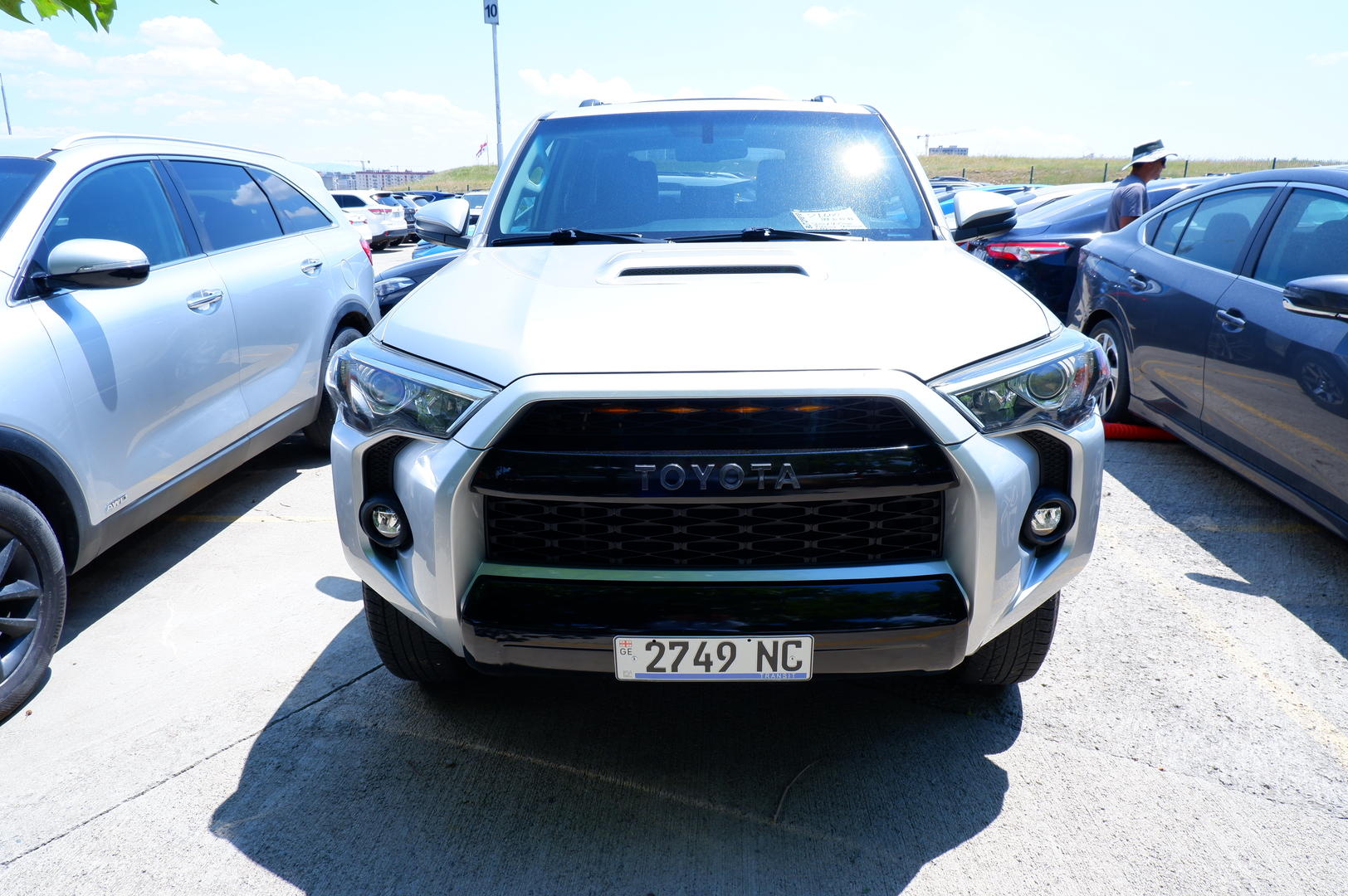 Toyota 4Runner 2017 — photo 2