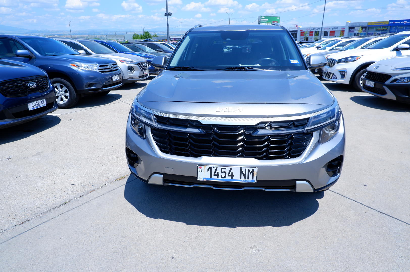 Kia Seltos 2023 — photo 2