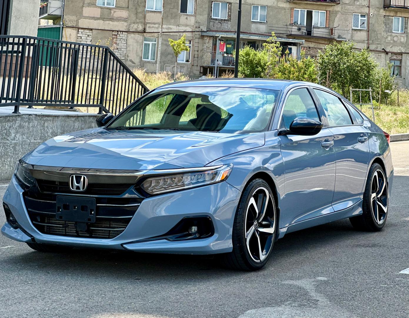 Honda Accord 2022 — photo 2