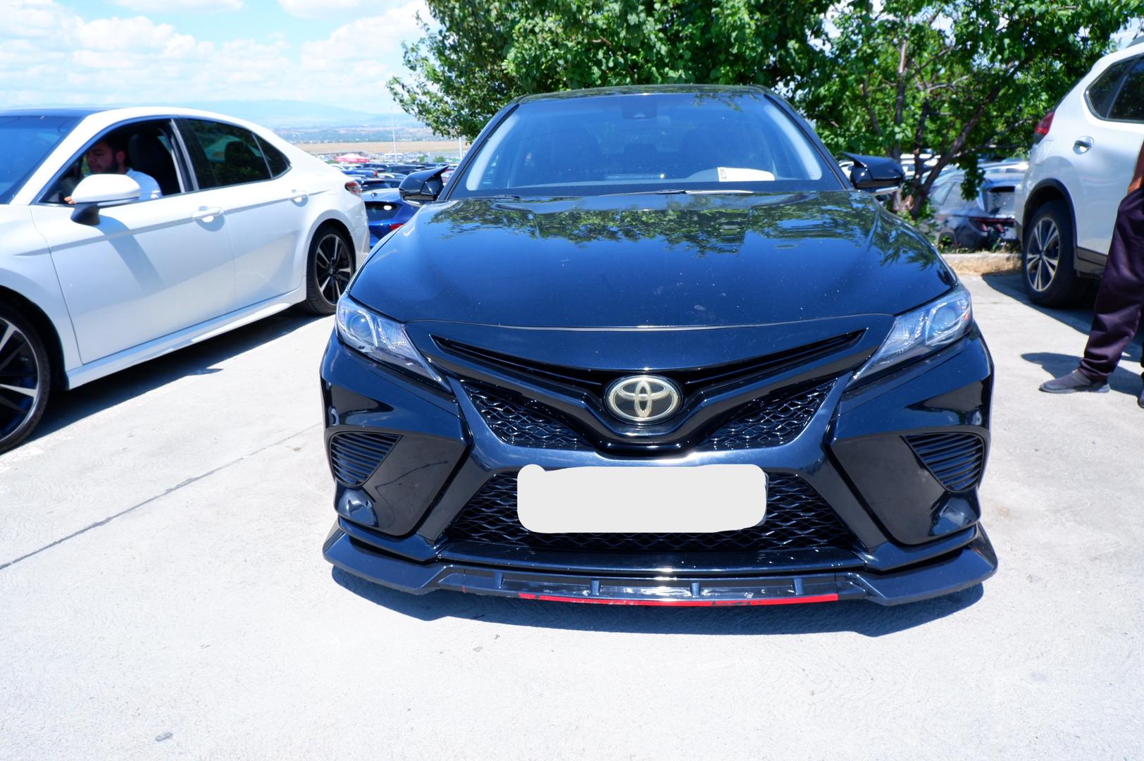 Toyota Camry 2022 — photo 2