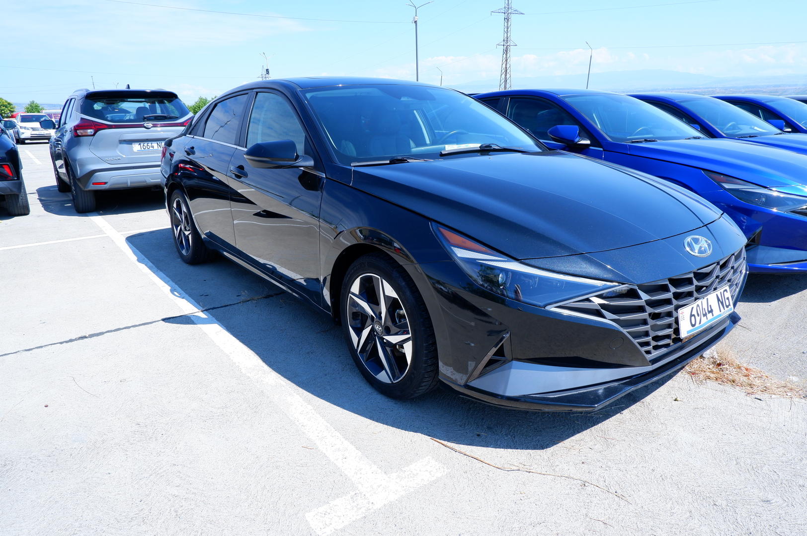 Hyundai Elantra 2021 — photo 2