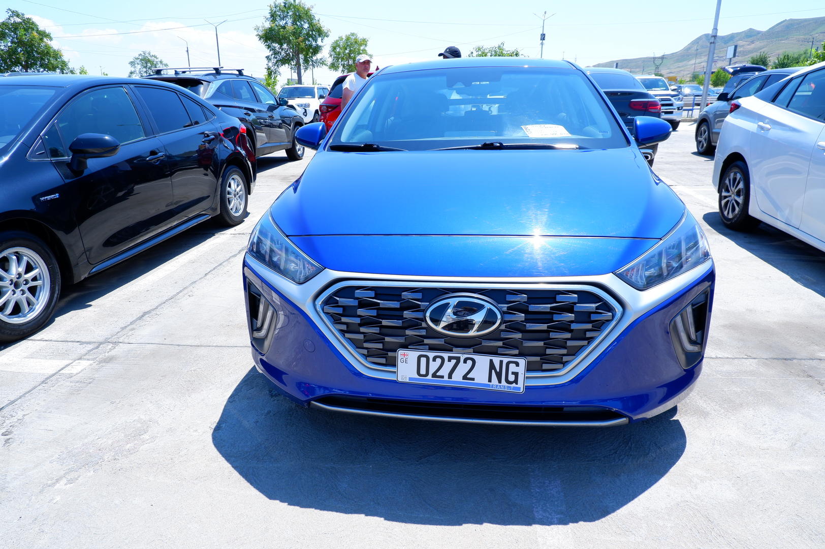 Hyundai Ioniq 2021 — photo 2