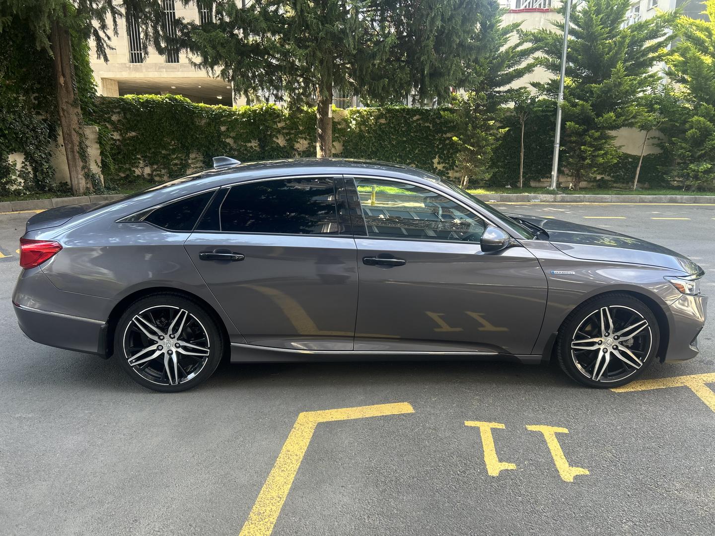 Honda Accord 2021 — photo 2