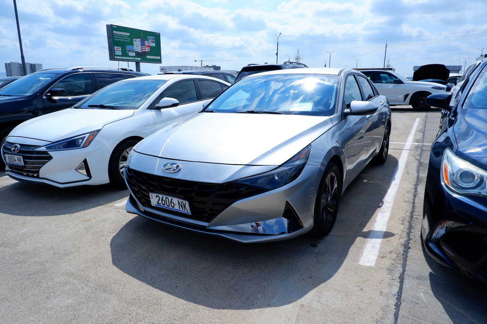 Hyundai Elantra 2021 — photo 2
