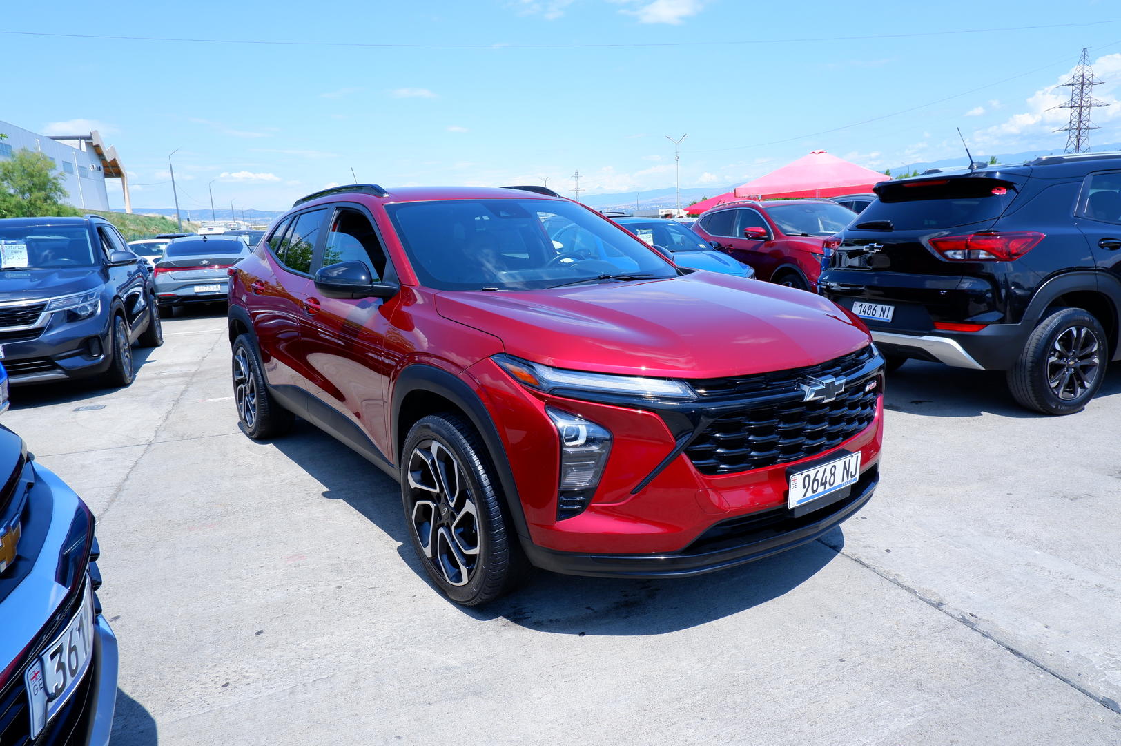 Chevrolet Trax 2023 — photo 2