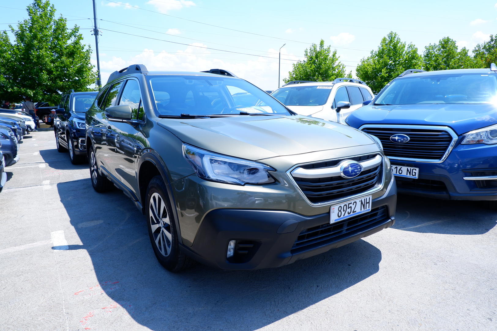 Subaru Outback 2022 — photo 2
