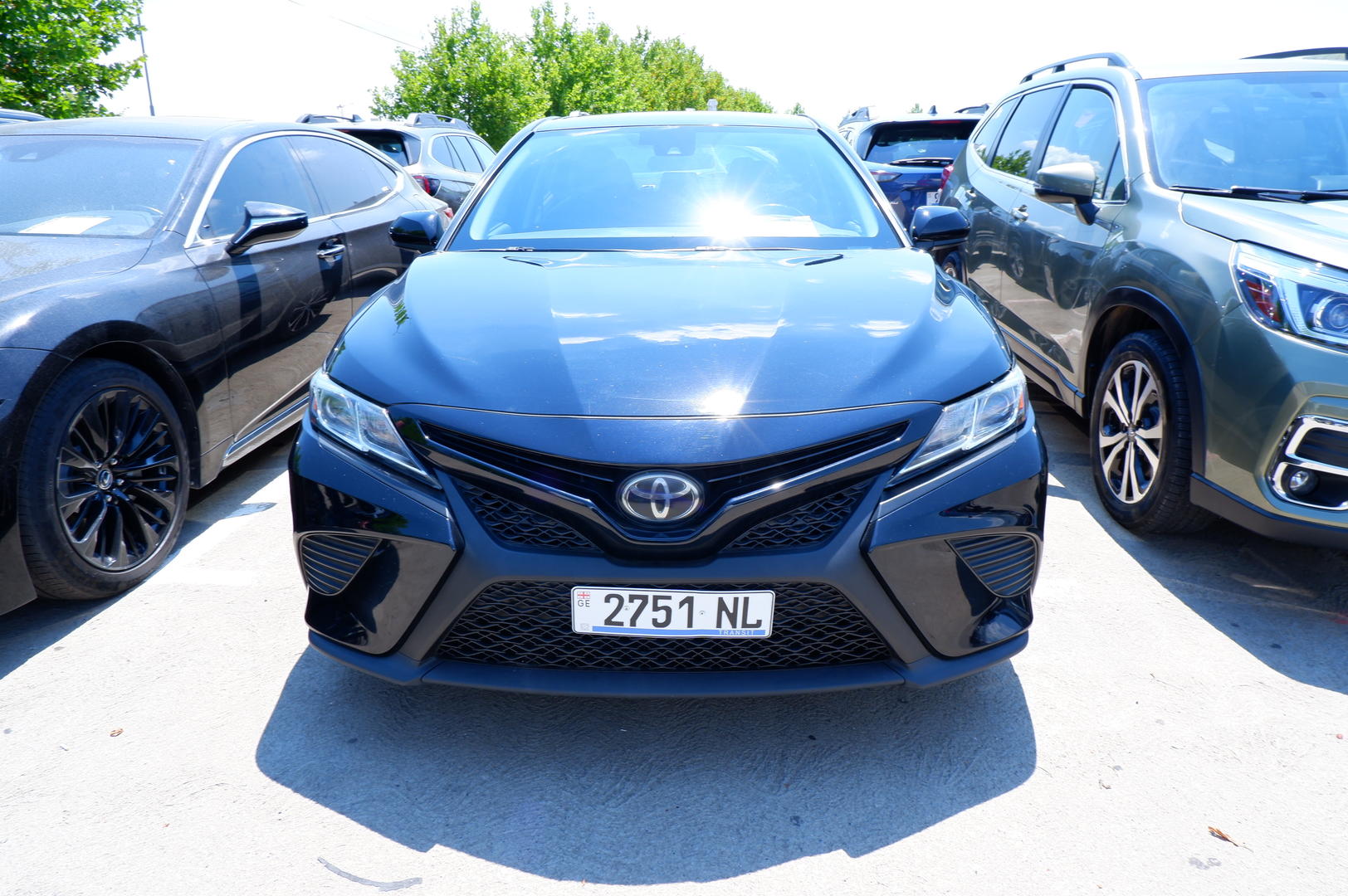 Toyota Camry 2019 — photo 2