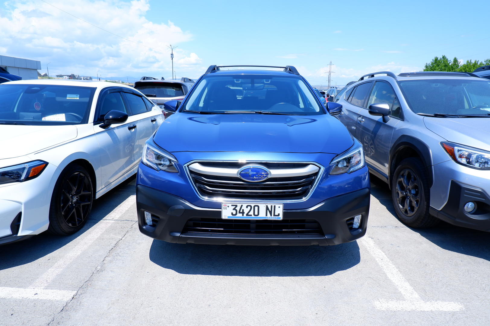 Subaru Outback 2021 — photo 2