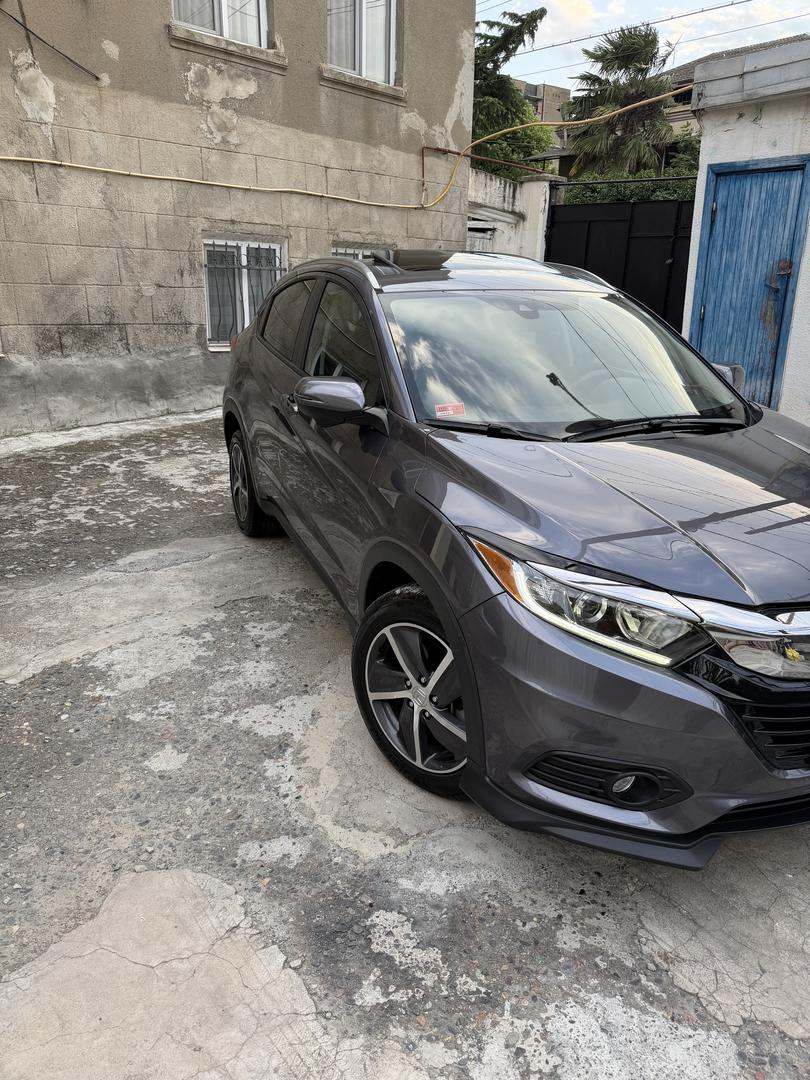 Honda HR-V 2022 — photo 2