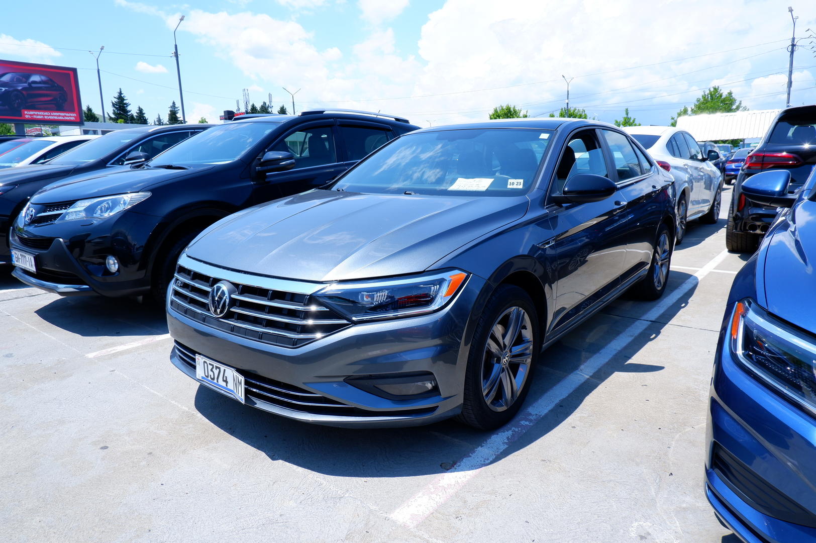 Volkswagen Jetta 2018 — photo 2
