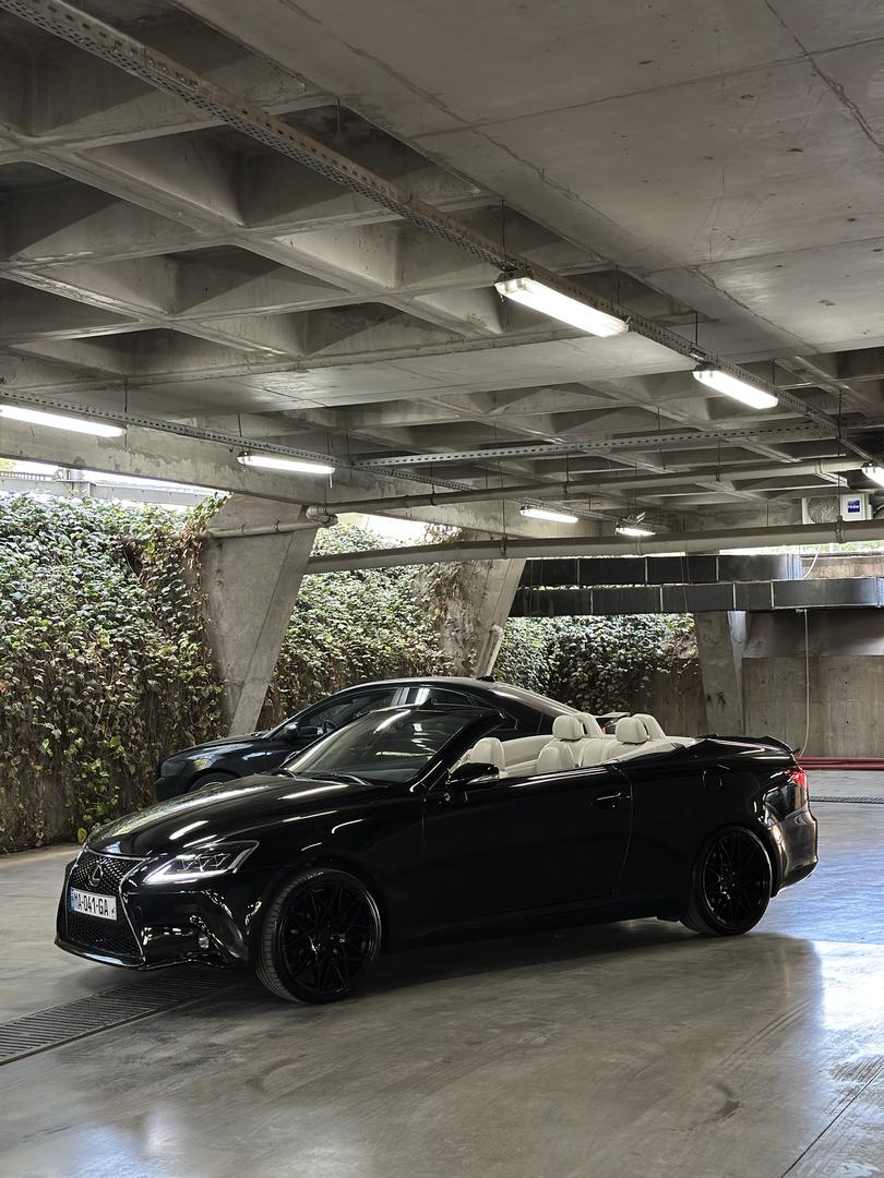 Lexus IS 250 2011 — photo 2