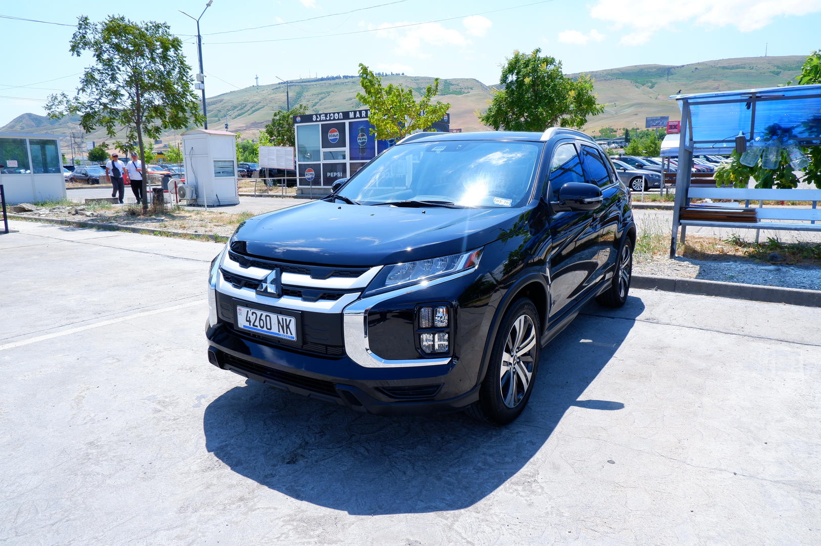 Mitsubishi Outlander Sport 2022 — photo 2