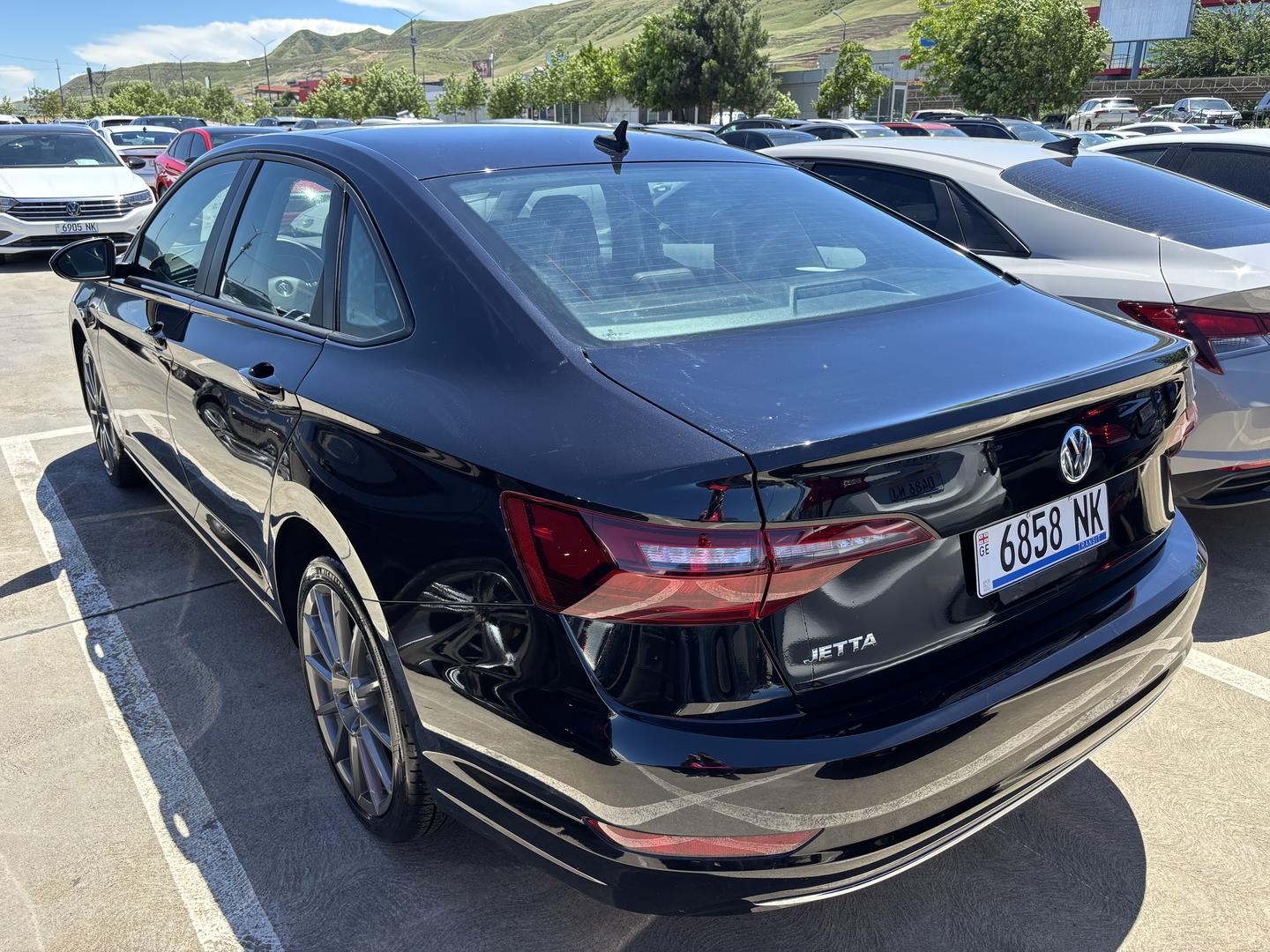 Volkswagen Jetta 2020 — photo 2