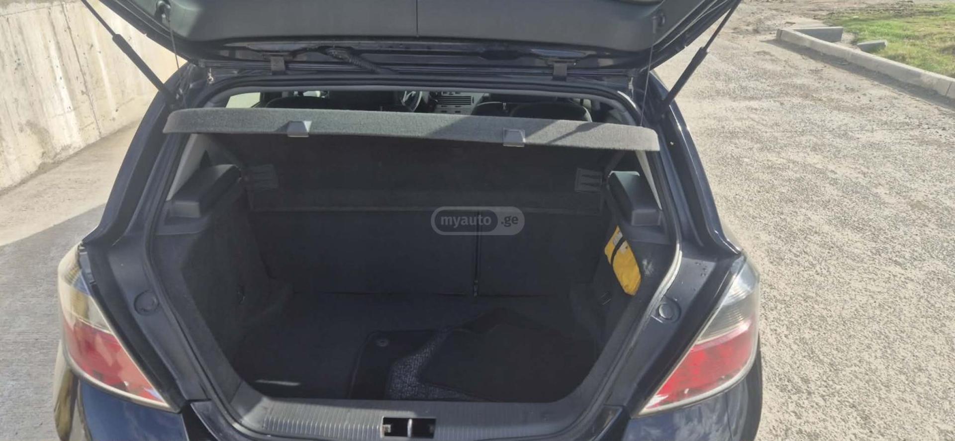 Opel Astra 2008 — photo 2
