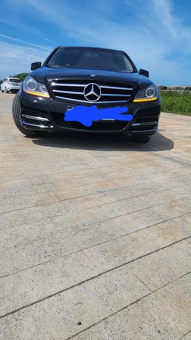 Mercedes-Benz C 220 2013 — photo 2