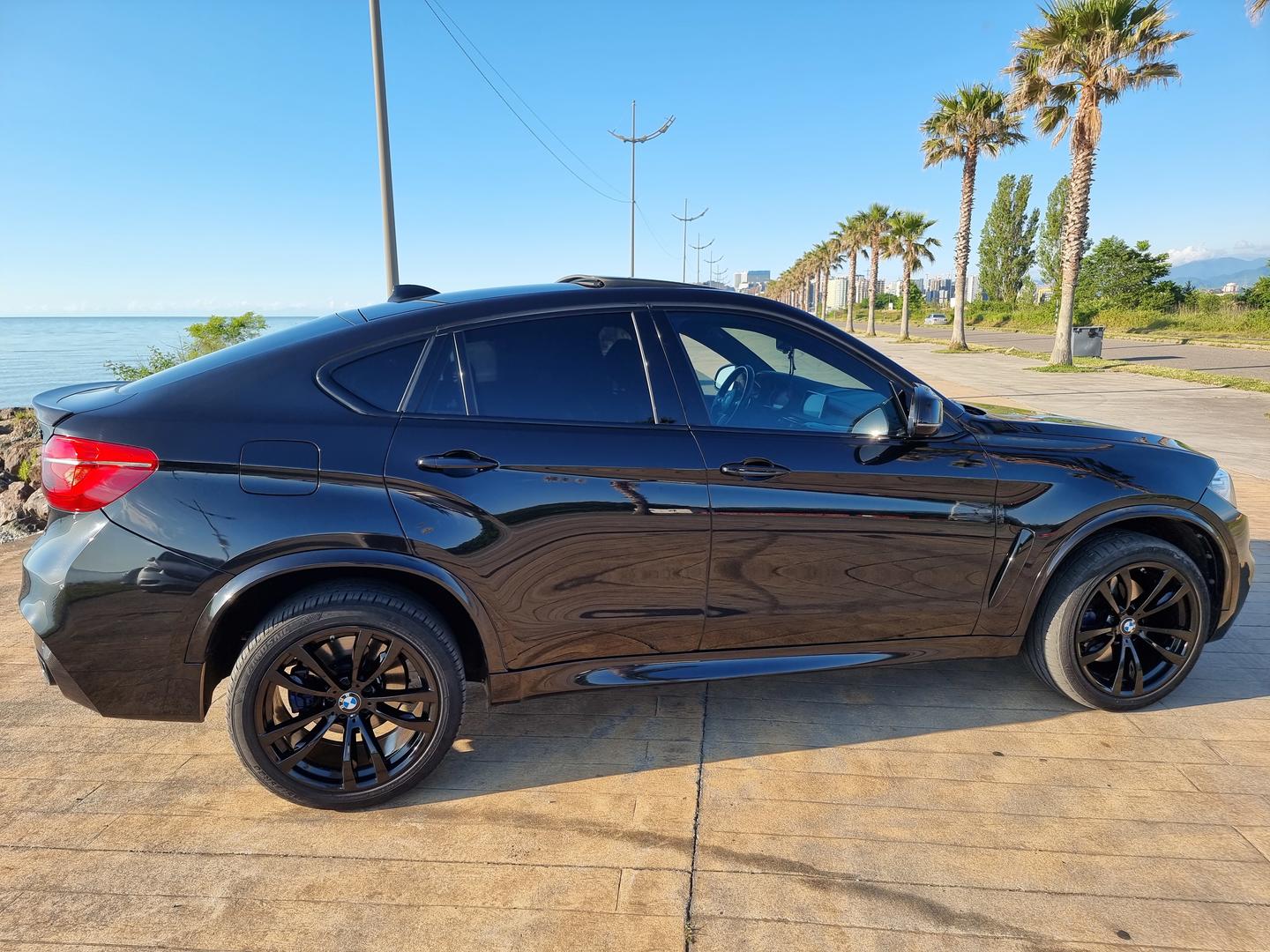 BMW X6 2016 — photo 2