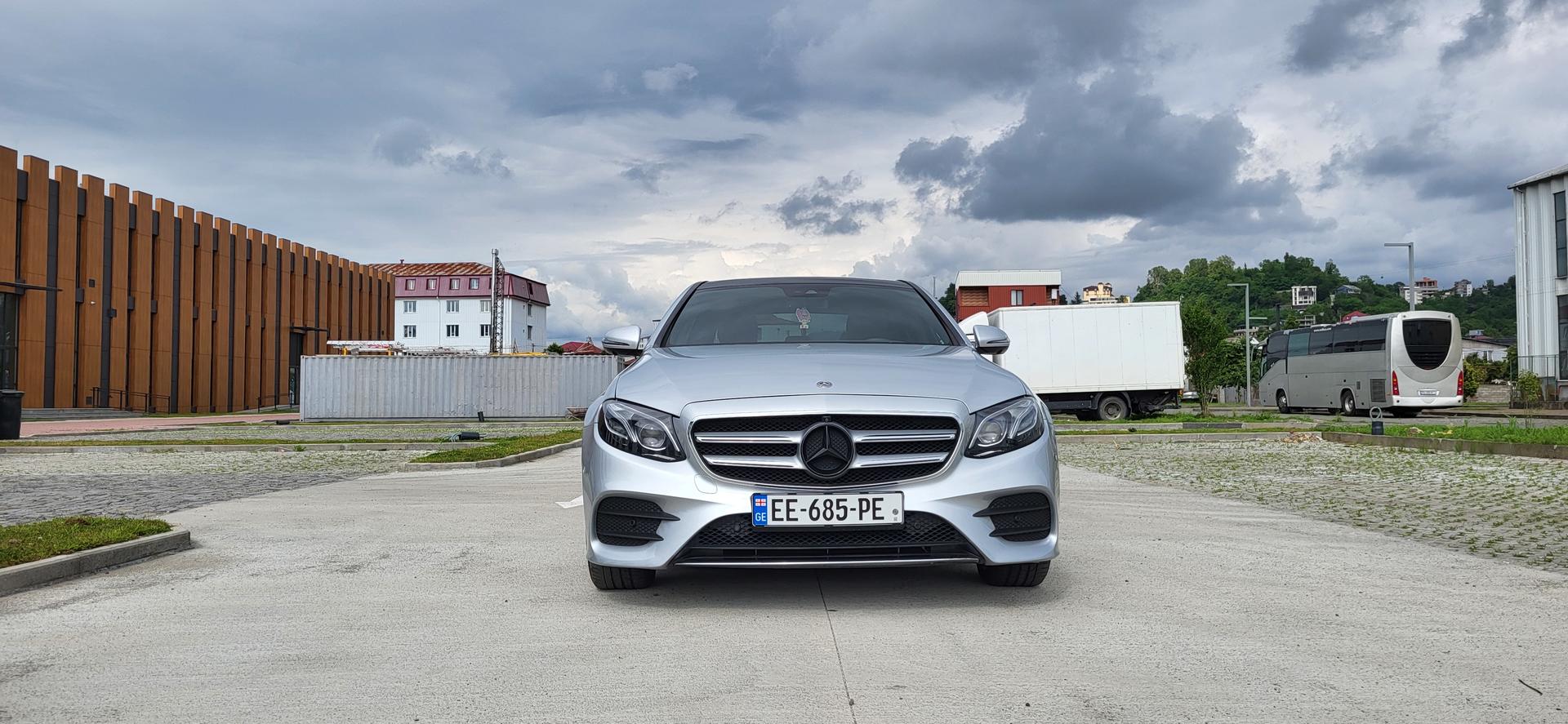 Mercedes-Benz E 220