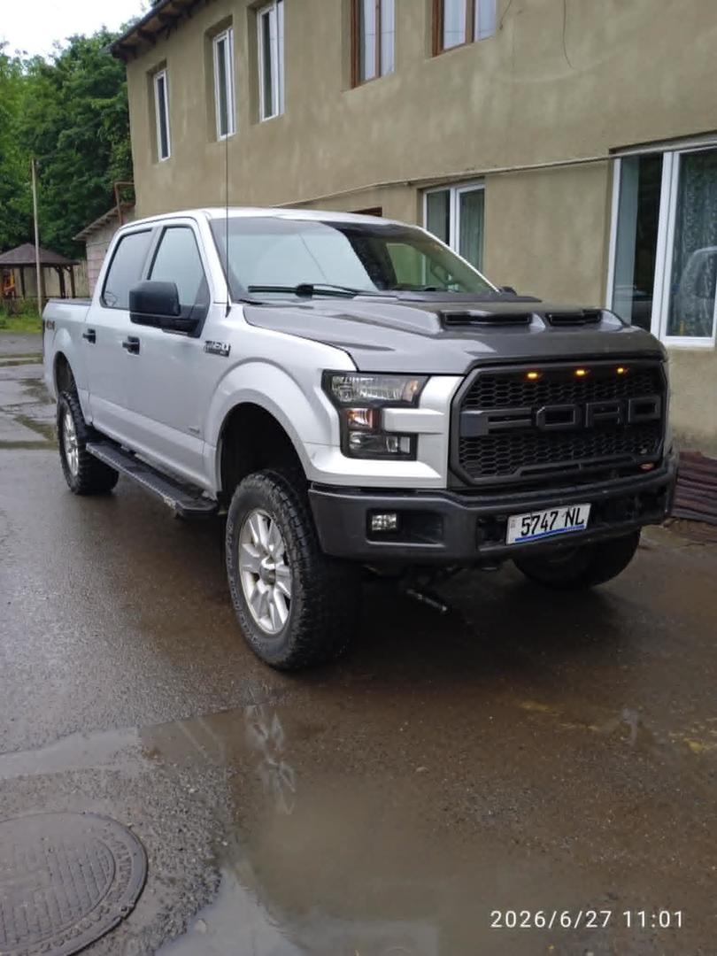 Ford F-150 2017 — photo 2