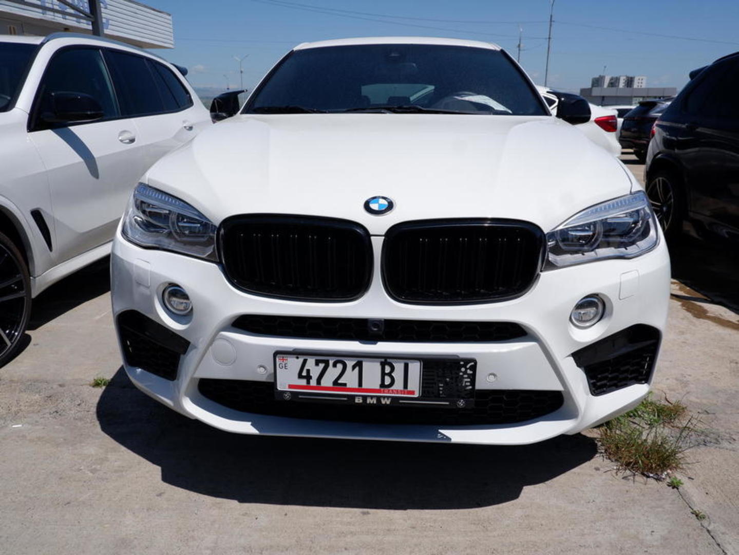 BMW X6 2018 — photo 2