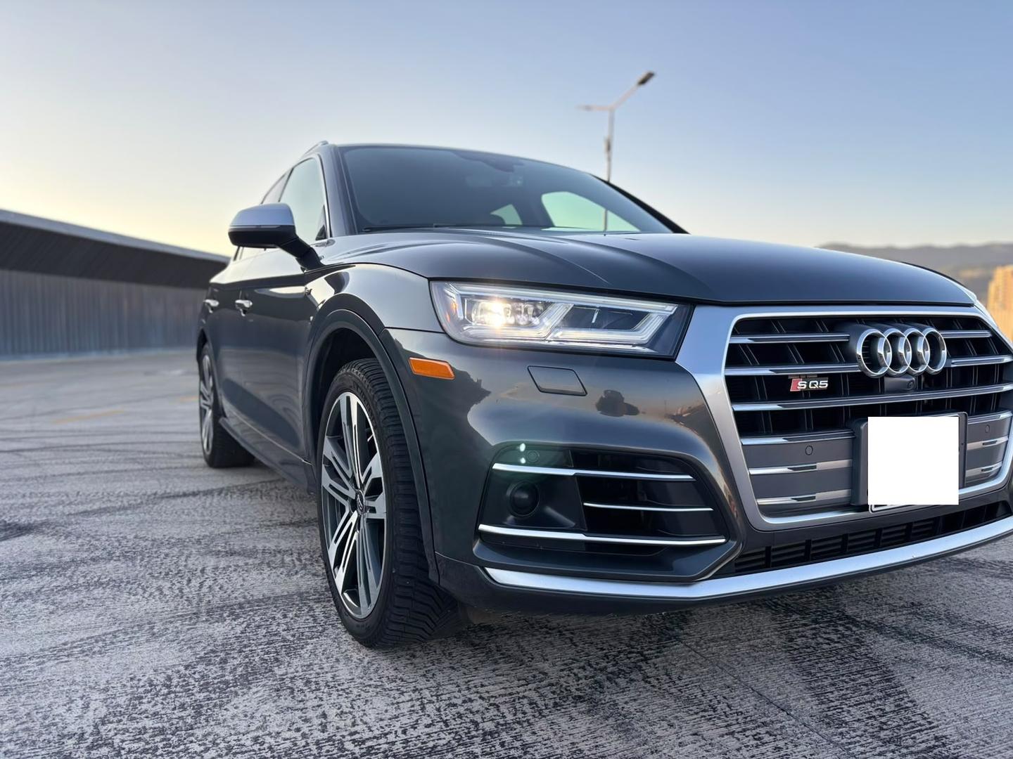 Audi Q5 2017 — photo 2