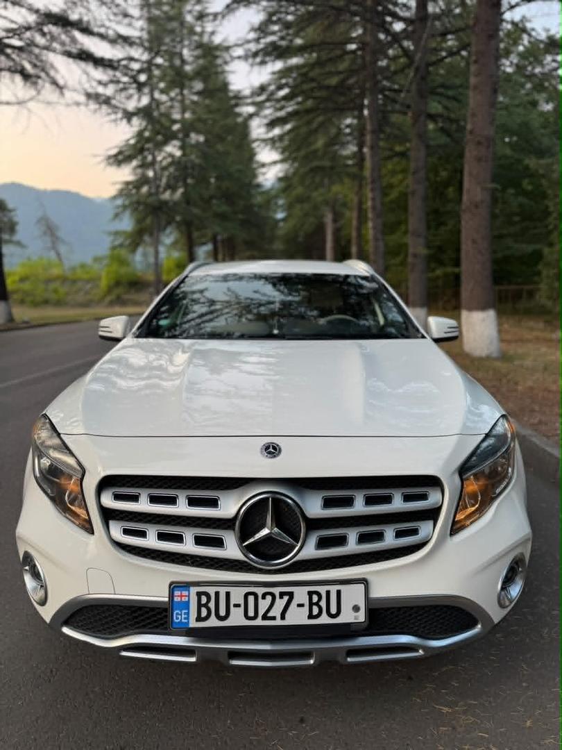 Mercedes-Benz GLA 250