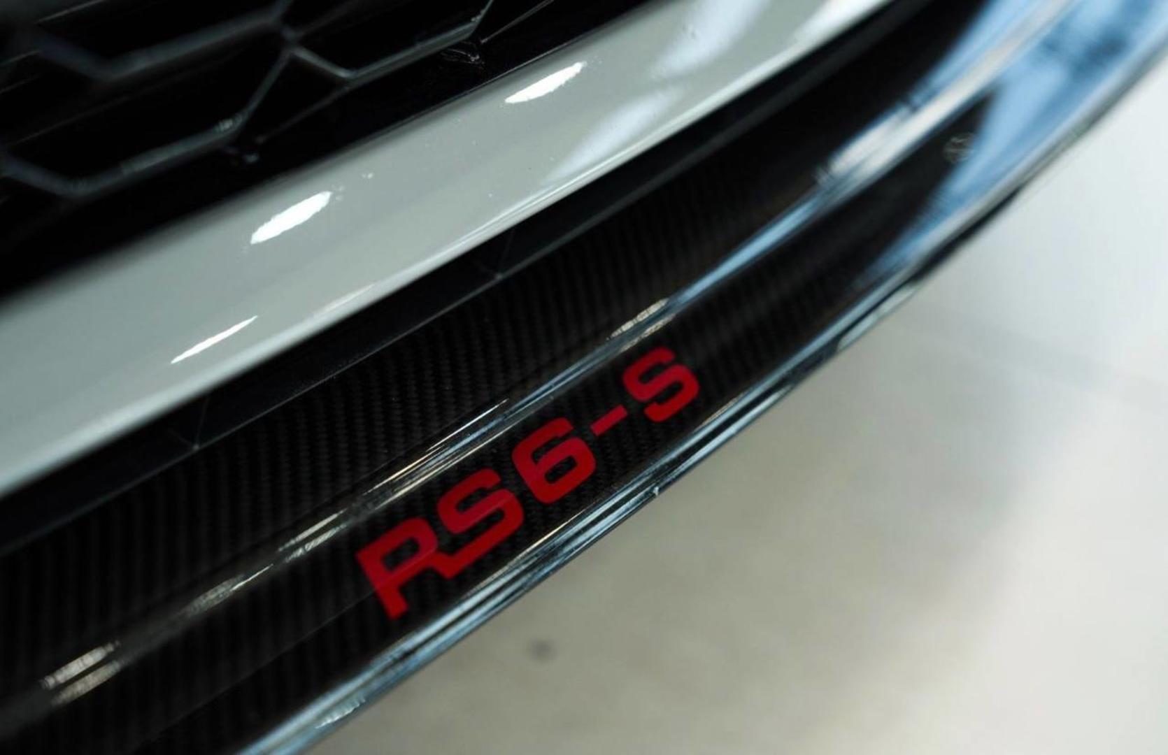 Audi RS6 2025 — photo 2