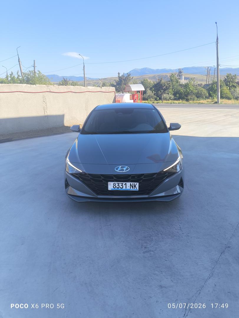 Hyundai Elantra