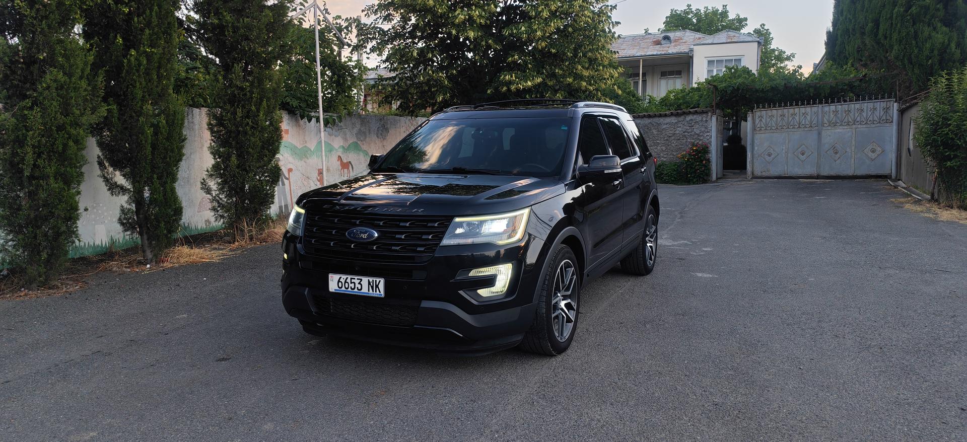 Ford Explorer