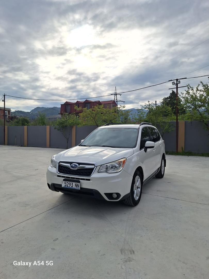 Subaru Forester 2015 — photo 2