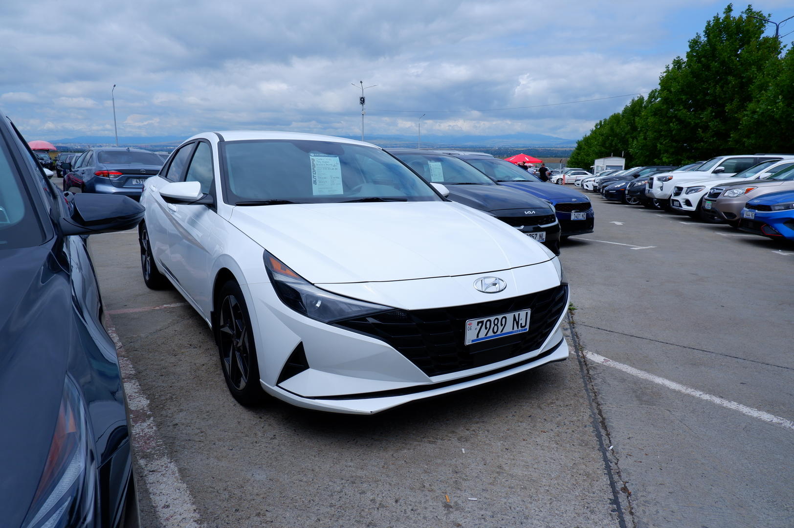 Hyundai Elantra 2023 — photo 2