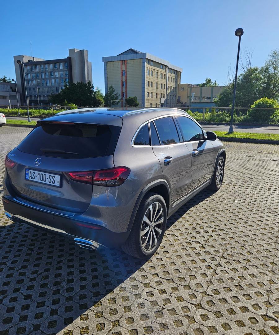 Mercedes-Benz GLA 250