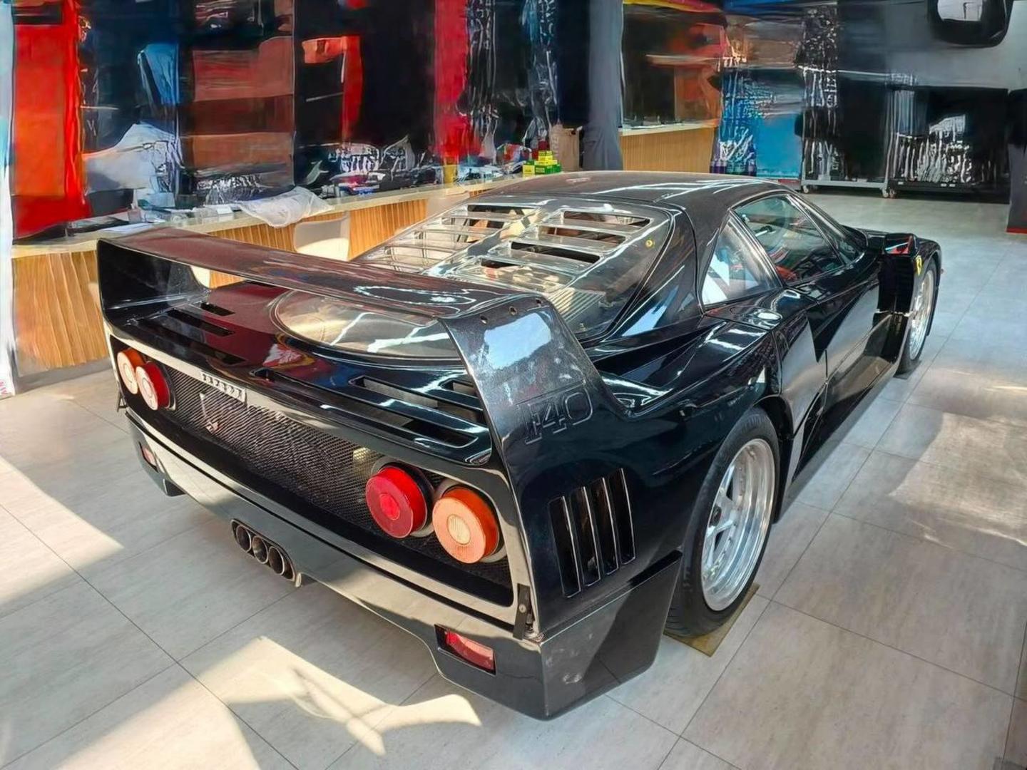 Ferrari F40 1991 — photo 2