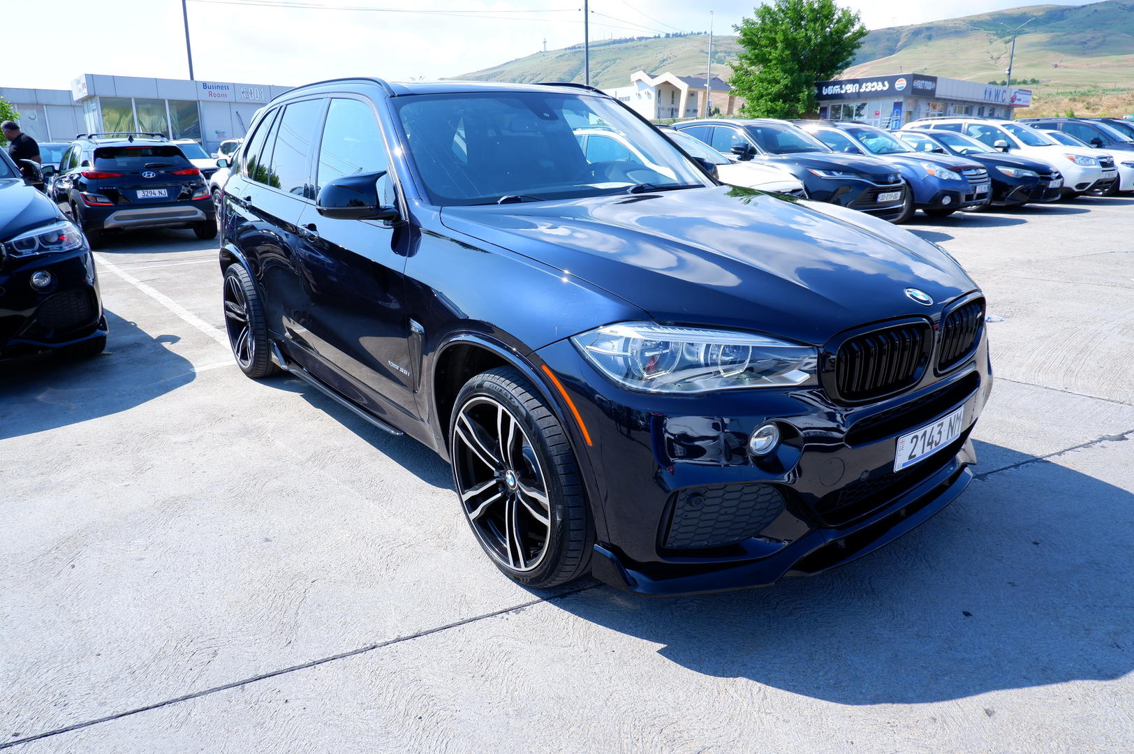 BMW X5 2015 — photo 2