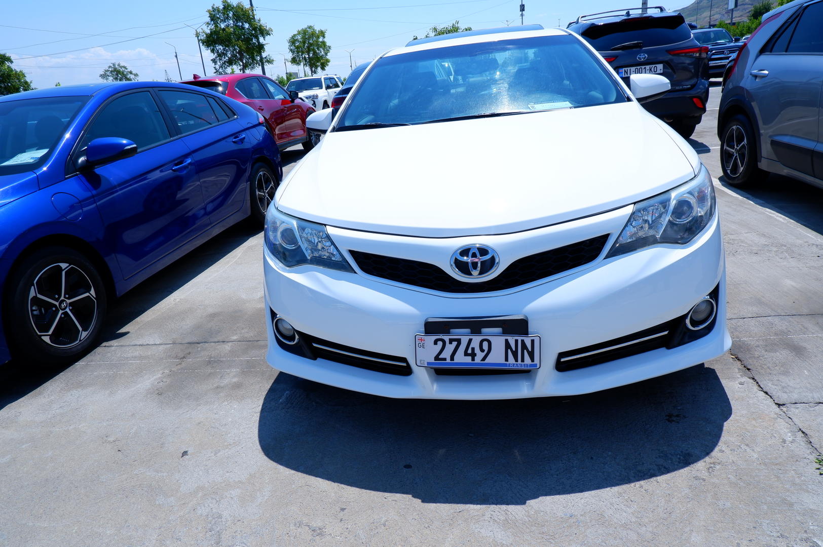 Toyota Camry 2014 — photo 2