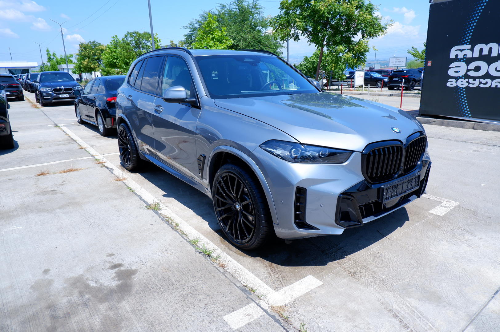 BMW X5 2025 — photo 2