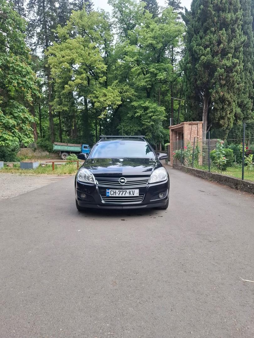 Opel Antara 2009 — photo 2