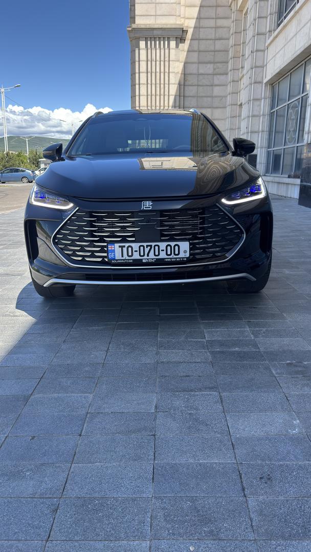BYD Tang 2024 — photo 2
