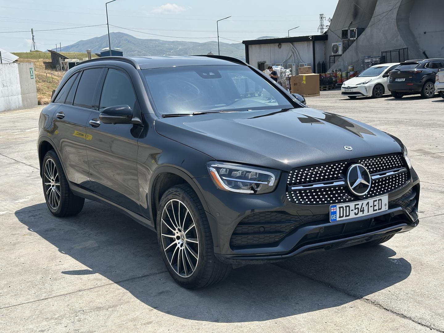 Mercedes-Benz GLC 300 2022 — photo 2