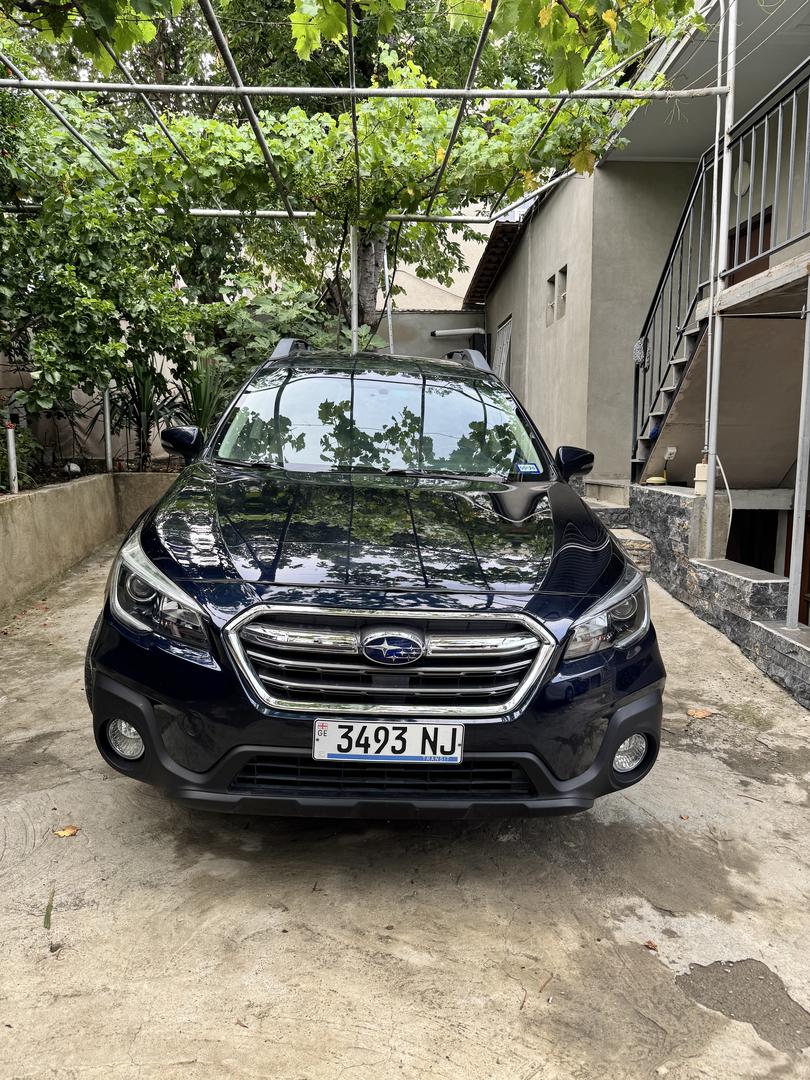 Subaru Outback 2018 — photo 2