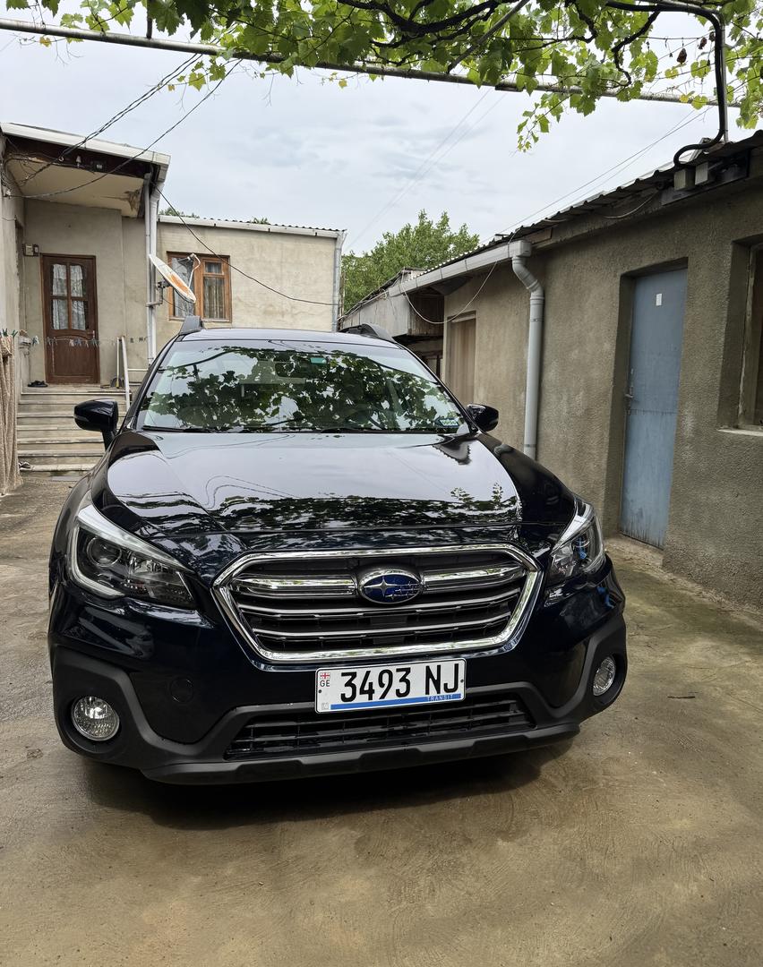 Subaru Outback 2018 — photo 2